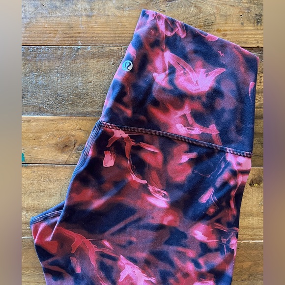 Lululemon Space Dyed Align leggings - Picture 3 of 5